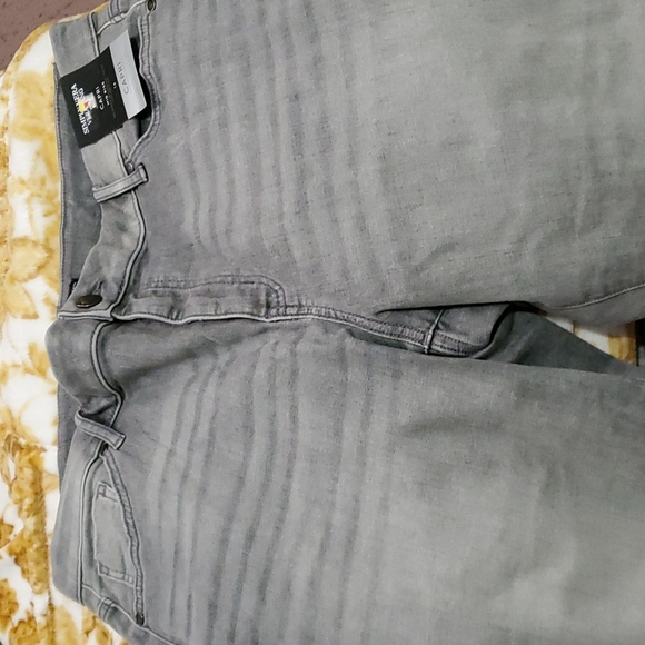 Capri rolled hem jeans - Picture 2 of 6
